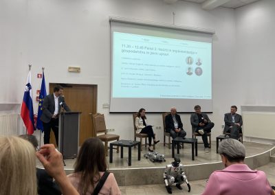 5th National Conference on Artificial Intelligence